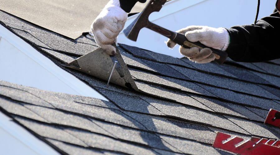 Professional gutter cleaning in New Richmond, OH
